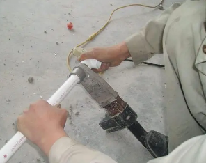 启东漏水维修电话